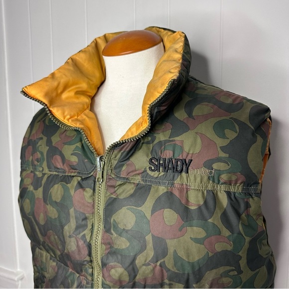 Shady Ltd Camo Reversible DOWN Insulated Puffer Vest - Picture 1 of 12